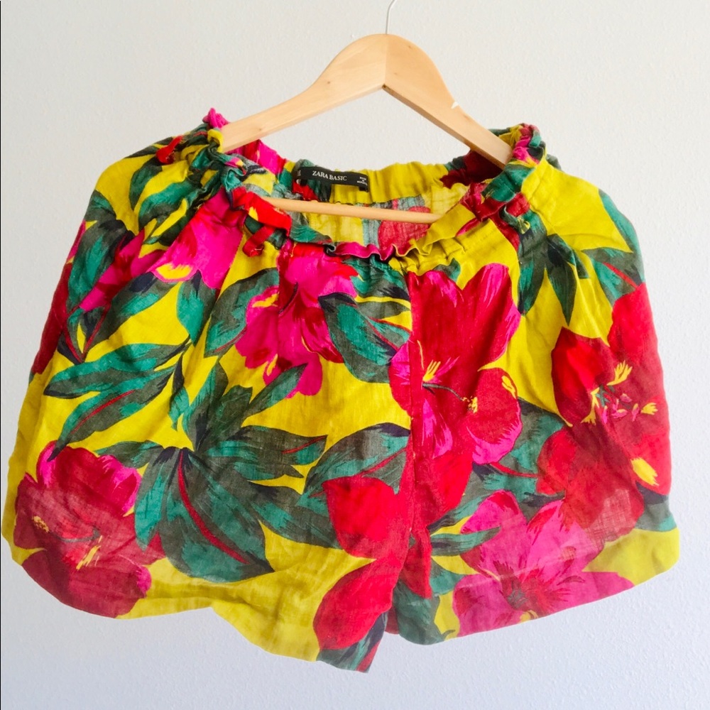 Tropical and exotic short